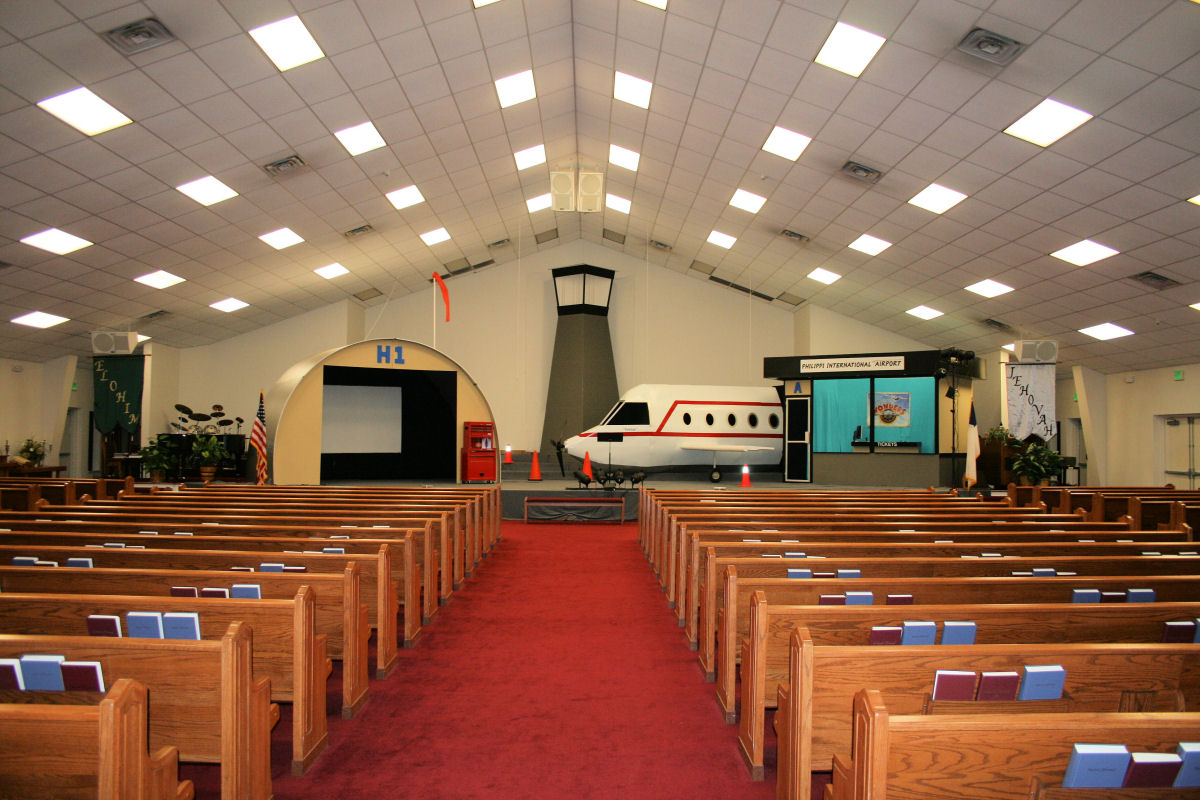 2012 Amazing Wonders Aviation